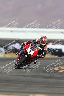 media/Jan-14-2024-SoCal Trackdays (Sun) [[2e55ec21a6]]/Turn 16 Set 2 (1125am)/